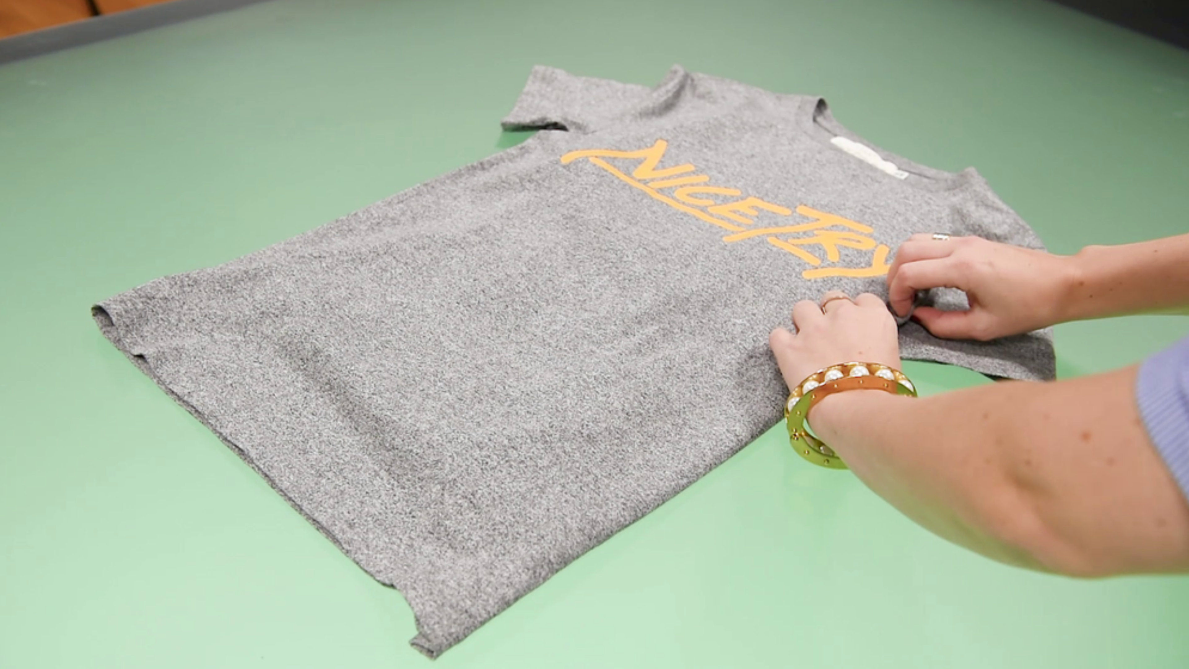 t-shirt-fashion photography-style.png.png