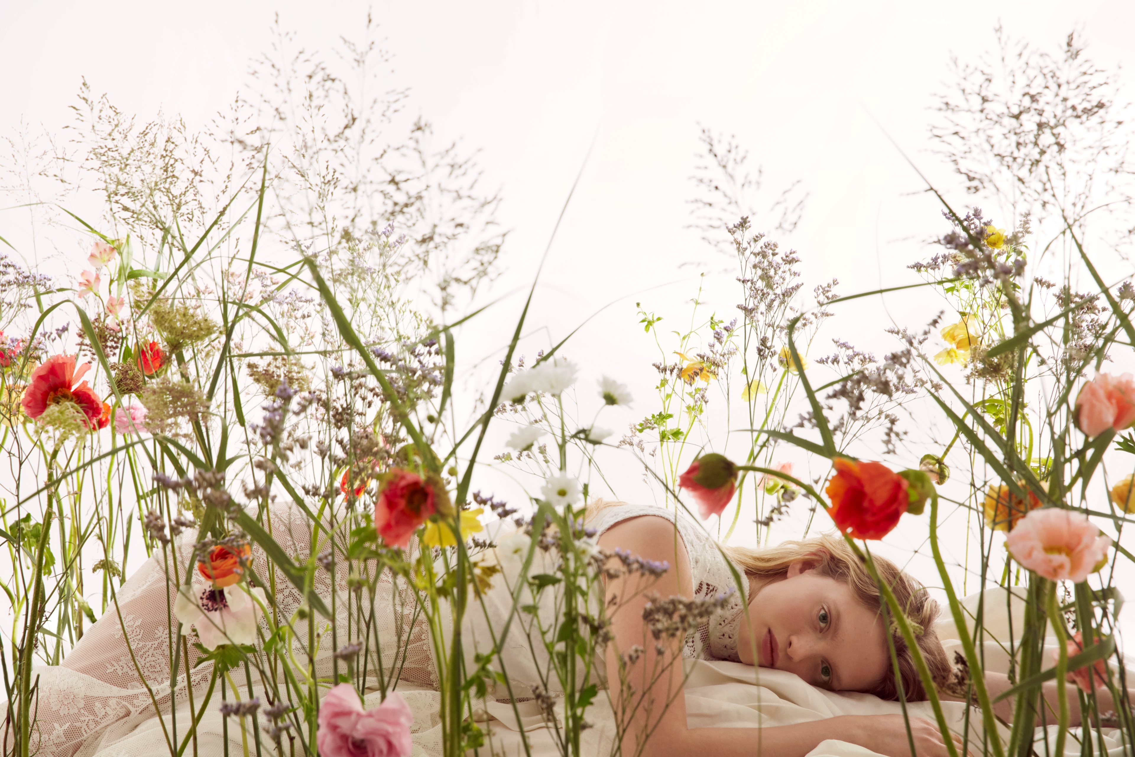 001.Profoto-Pro-11-Camilla-Akrans-Final_060-3840-1